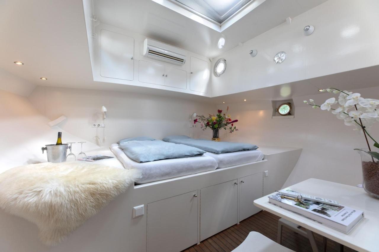 Houseboat Volle Maan Bed & Breakfast Amsterdam Bagian luar foto