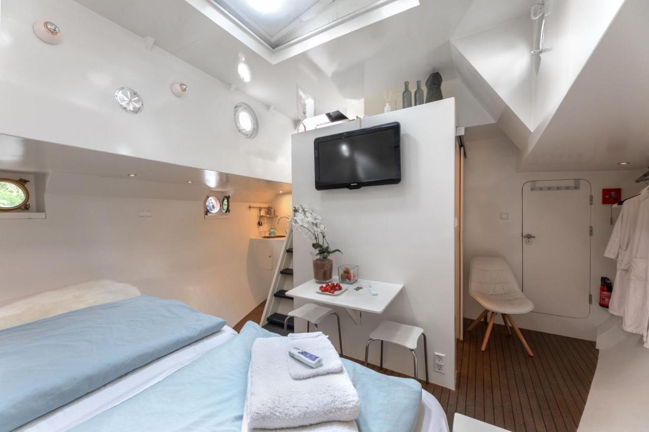 Houseboat Volle Maan Bed & Breakfast Amsterdam Bagian luar foto